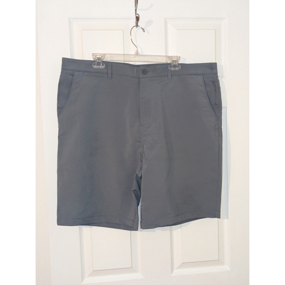 Johnnie-O Gray Performance Shorts Men's Casual Flat Front Golf Walking‎ Size 40